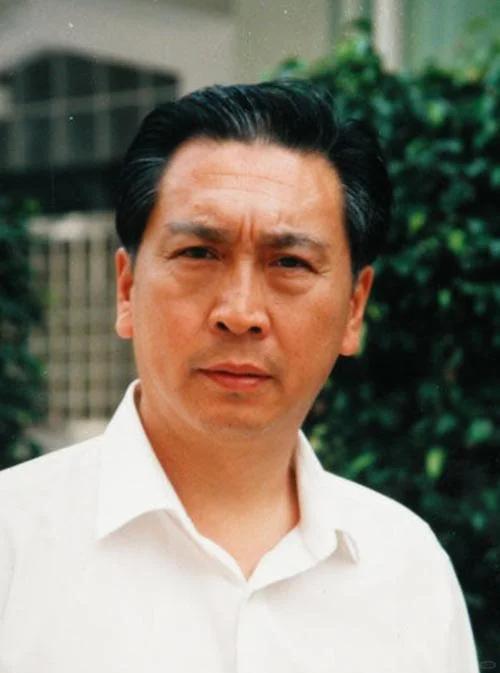 欧皇证券 “陈晓旭前夫”毕彦君现状：老到认不出，二婚生活幸福且低调