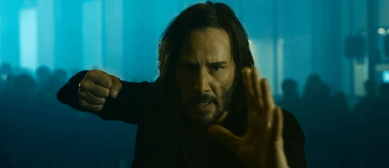 富兴配资端 基努·里维斯将主演《死侍》导演新片？片名《颤抖》